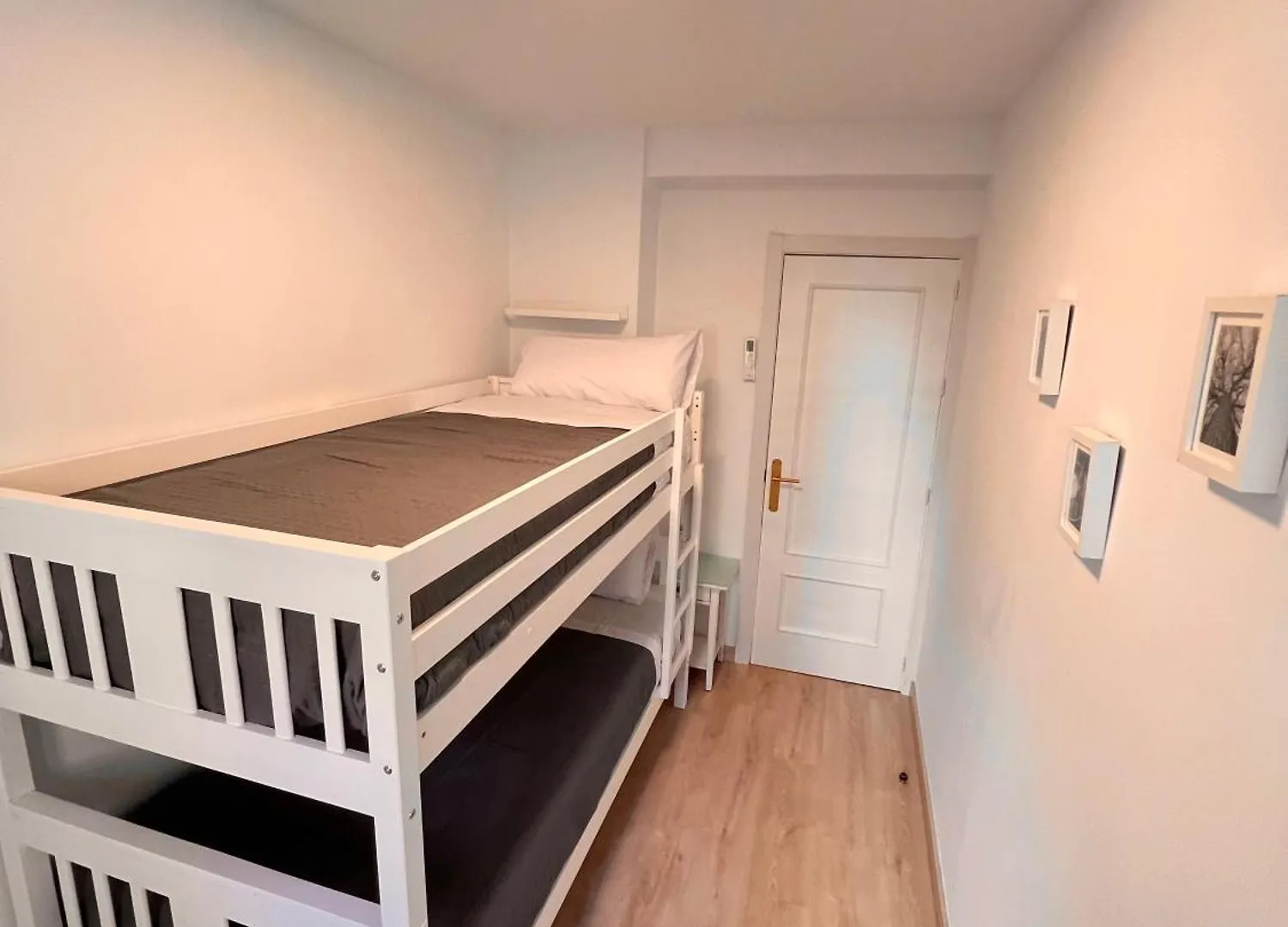 Gran Ritz Grupos Y Familias Terraza Y Parking Doble Apartamento Malaga 0*,  Spain