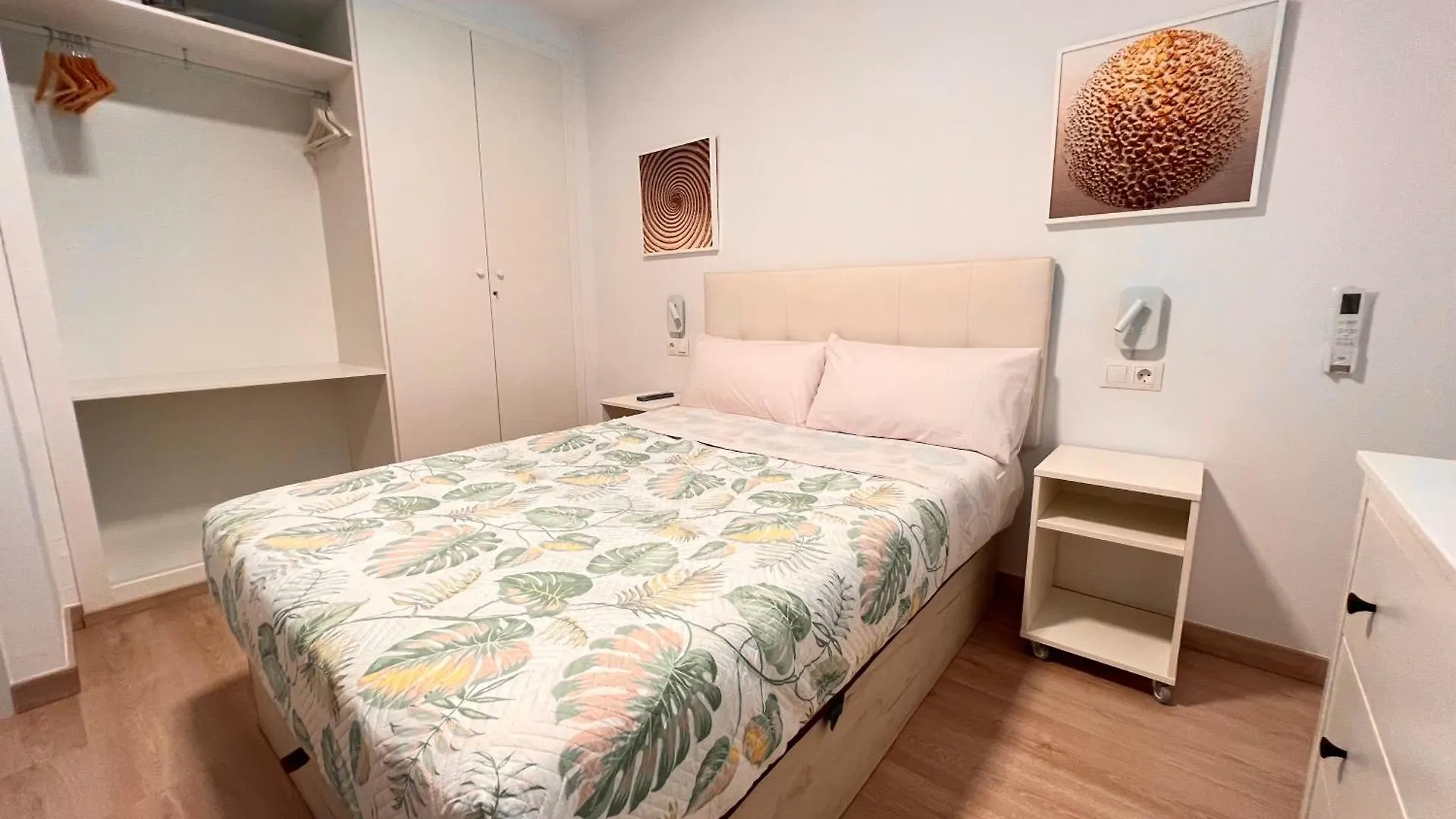 Gran Ritz Grupos Y Familias Terraza Y Parking Doble Apartamento Malaga