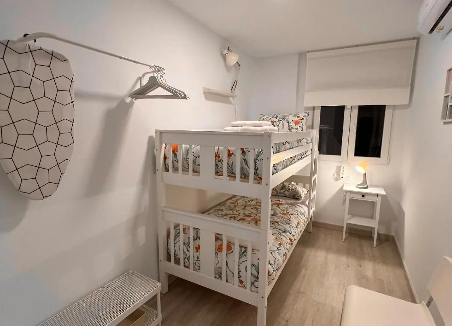 Apartment Gran Ritz Grupos Y Familias Terraza Y Parking Doble Apartamento Malaga