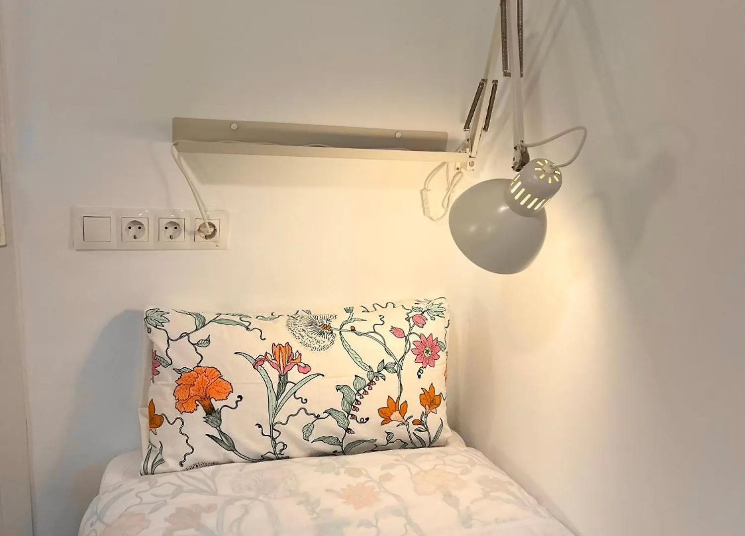 Gran Ritz Grupos Y Familias Terraza Y Parking Doble Apartamento Malaga Apartment